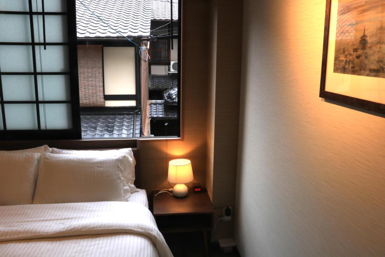 Hotel Traveling Bridge Nijojo Kioto Zewnętrze zdjęcie